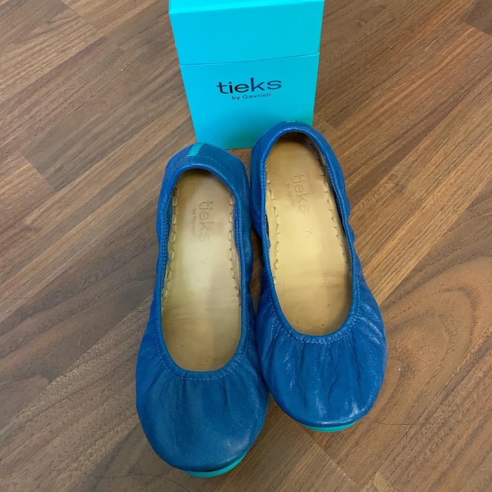 Cobalt tieks size 7 ballet flats
